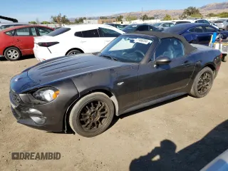 2017 FIAT 124 Spider Classica with VIN JC1NFAEK3H0102762, listed as a Copart auction lot 77466204 with 26,600 mi miles and Salvage title. Bid and sale history available at DreamBid. Image 1.