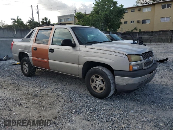 2005 Chevrolet Avalanche LS with VIN 3GNEC12Z55G202356, listed as a Copart auction lot 52032015 with 245,490 mi miles and Salvage title. Bid and sale history available at DreamBid. Image 4.