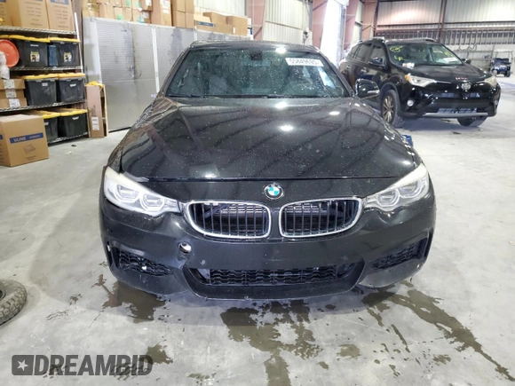 2015 BMW 4 Series 435i z VIN WBA3R1C54FK194347, wystawiony jako Copart lot #55849695 z przebiegiem 191 651 mil mil oraz Czysty tytuł • Clean title. Historia ofert i sprzedaży dostępna na DreamBid. Obrazek 5.