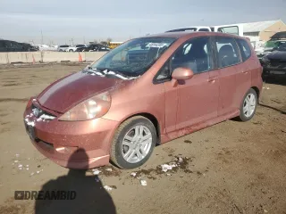 2008 Honda Fit Sport with VIN JHMGD37668S041570, listed as a Copart auction lot 45044285 with 210,084 mi miles and Salvage Title. Bid and sale history available at carsss.com. Image 1.