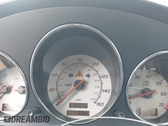 2002 Mercedes-Benz SLK 320 z VIN WDBKK65F82F254735, wystawiony jako IAAI lot #42135544 z przebiegiem 110 886 mil mil oraz . Historia ofert i sprzedaży dostępna na DreamBid. Obrazek 7.