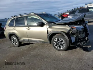 2025 Subaru Forester Premium with VIN JF2SLDBC3SH432943, listed as a Copart auction lot 86817514 with 3,807 mi miles and Salvage Title. Bid and sale history available at carsss.com. Image 4.