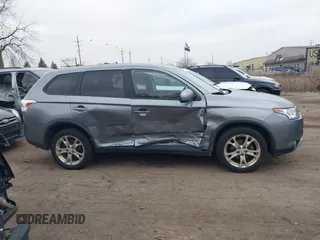 2015 Mitsubishi Outlander SE with VIN JA4AZ3A39FZ007936, listed as a IAAI auction lot 41003206 with 136,017 mi miles and . Bid and sale history available at DreamBid. Image 13.