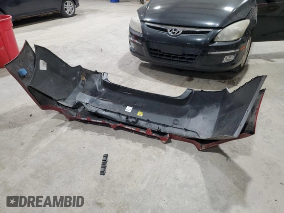 2017 Toyota Tacoma SR5 with VIN 5TFCZ5AN8HX067720, listed as a Copart auction lot 84801184 with 76,148 mi miles and Salvage title. Bid and sale history available at DreamBid. Image 12.