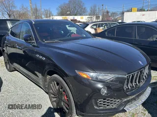 2017 Maserati Levante S z VIN ZN661YUL0HX215759, wystawiony jako IAAI lot #41713814 z przebiegiem 58 575 mil mil oraz . Historia ofert i sprzedaży dostępna na DreamBid. Obrazek 1.