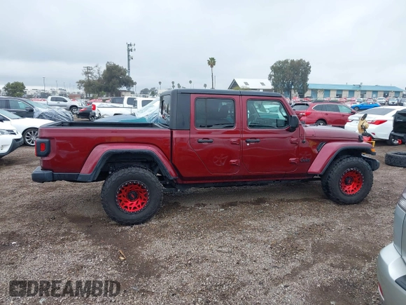 2022 Jeep Gladiator Texas Trail with VIN 1C6HJTAG5NL132164, listed as a IAAI auction lot 41911622 with 53,314 mi miles. Bid and sale history available at carsss.com. Image 13.