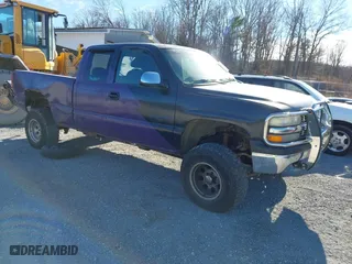 1999 Chevrolet Silverado 1500 LT with VIN 1GCEK19T8XE119804, listed as a IAAI auction lot 41624276 with 274,550 mi miles. Bid and sale history available at carsss.com. Image 1.