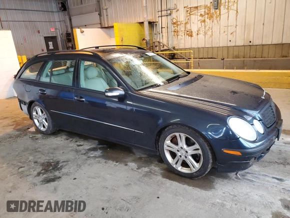 2004 Mercedes-Benz E 500 with VIN WDBUH83J74X119401, listed as a Copart auction lot 48378044 with 167,533 mi miles and Salvage Title. Bid and sale history available at carsss.com. Image 4.