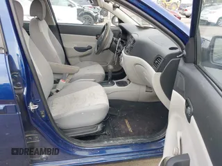 2009 Hyundai Accent Auto GLS with VIN KMHCN46C69U313921, listed as a IAAI auction lot 42011166 with 123,026 mi miles. Bid and sale history available at carsss.com. Image 5.