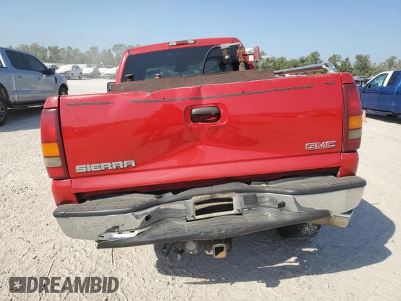 2005 GMC Sierra 2500HD SLT z VIN 1GTHK23275F841193, wystawiony jako Copart lot #75855694 z przebiegiem 288 414 mil mil oraz Szkoda całkowita • Salvage title. Historia ofert i sprzedaży dostępna na DreamBid. Obrazek 6.