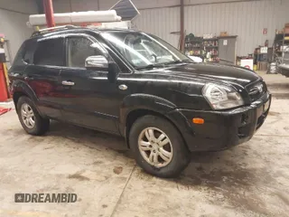 2007 Hyundai Tucson SE with VIN KM8JN12D97U636846, listed as a IAAI auction lot 41818368 with 199,996 mi miles. Bid and sale history available at carsss.com. Image 1.