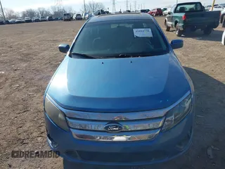 2010 Ford Fusion SE with VIN 3FAHP0HG5AR137605, listed as a IAAI auction lot 41894738 with 271,496 mi miles and . Bid and sale history available at carsss.com. Image 6.