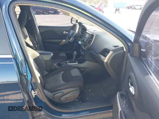 2018 Jeep Cherokee Latitude Tech Connect с VIN 1C4PJLCB1JD534225, выставлен на аукционе IAAI как лот 42758503 с пробегом 163 599 миль миль и . История ставок и продаж доступна на DreamBid. Изображение 5.