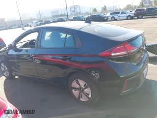 2019 Hyundai Ioniq Hybrid Blue with VIN KMHC65LC7KU111411, listed as a IAAI auction lot 41631240 with 95,944 mi miles. Bid and sale history available at carsss.com. Image 15.