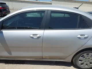 2023 Kia Rio S z VIN 3KPA24AD6PE600384, wystawiony jako IAAI lot #42003099 z przebiegiem 27 001 mil mil oraz . Historia ofert i sprzedaży dostępna na DreamBid. Obrazek 14.