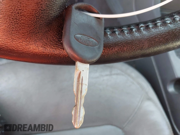 2005 Ford Explorer XLT with VIN 1FMZU73K35UB35552, listed as a IAAI auction lot 42513346 with Not provided miles and . Bid and sale history available at DreamBid. Image 11.