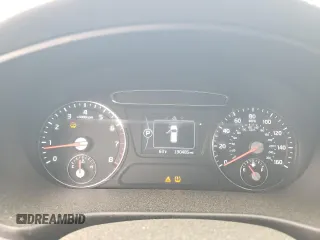 2016 Kia Sorento LX with VIN 5XYPG4A30GG092290, listed as a Copart auction lot 50033365 with 190,485 mi miles and Salvage Title. Bid and sale history available at carsss.com. Image 9.