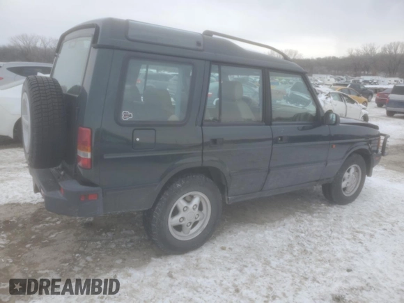 1996 Land Rover Discovery SD z VIN SALJY1243TA190869, wystawiony jako Copart lot #45007455 z przebiegiem 97 302 mil mil oraz Szkoda całkowita • Salvage title. Historia ofert i sprzedaży dostępna na DreamBid. Obrazek 3.