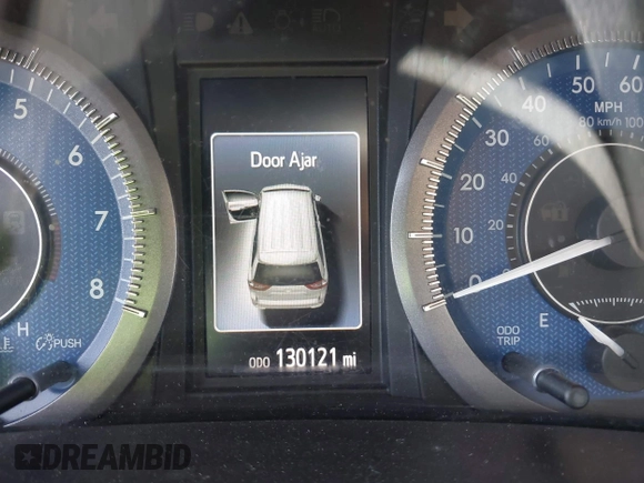 2018 Toyota Sienna XLE Auto Access Seat with VIN 5TDYZ3DC1JS930051, listed as a IAAI auction lot 42110401 with 130,121 mi miles and . Bid and sale history available at DreamBid. Image 7.