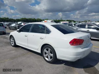 2012 Volkswagen Passat SE with VIN 1VWBH7A38CC097662, listed as a IAAI auction lot 41544163 with 111,010 mi miles. Bid and sale history available at carsss.com. Image 3.
