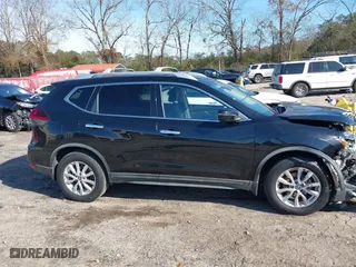 2019 Nissan Rogue SV with VIN KNMAT2MTXKP509941, listed as a IAAI auction lot 41125153 with 105,061 mi miles. Bid and sale history available at carsss.com. Image 13.