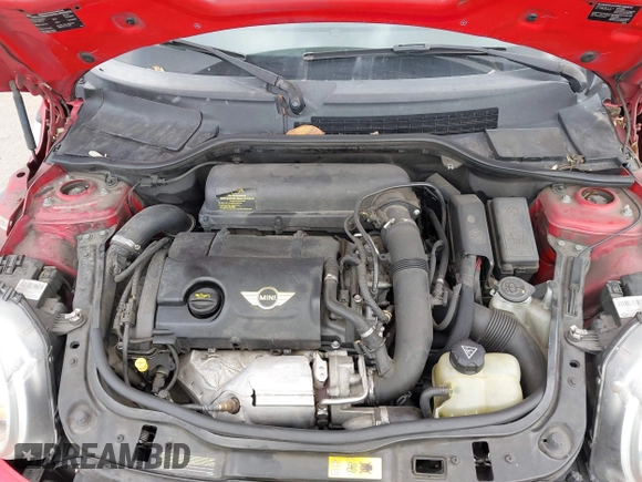 2013 MINI Hardtop S with VIN WMWSV3C55DT388301, listed as a IAAI auction lot 42058792 with 94,138 mi miles and . Bid and sale history available at DreamBid. Image 10.