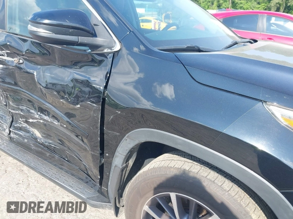 2018 Toyota Highlander SE with VIN 5TDJZRFH3JS825072, listed as a IAAI auction lot 42155887 with 110,920 mi miles and . Bid and sale history available at DreamBid. Image 6.