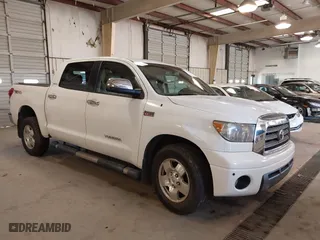 2008 Toyota Tundra LTD with VIN 5TBEV58198S476301, listed as a IAAI auction lot 41528085 with 230,233 mi miles. Bid and sale history available at carsss.com. Image 1.