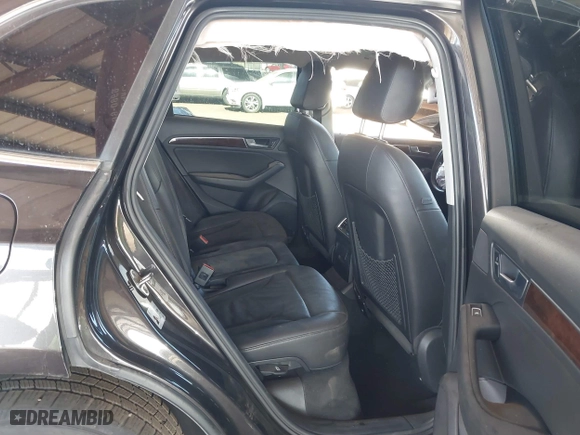 2015 Audi Q5 Premium with VIN WA1CFAFP1FA136866, listed as a IAAI auction lot 41677637 with 1 mi miles. Bid and sale history available at carsss.com. Image 8.