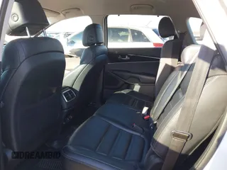 2017 Kia Sorento EX V6 with VIN 5XYPH4A56HG222220, listed as a IAAI auction lot 41330218 with 189,235 mi miles. Bid and sale history available at carsss.com. Image 8.