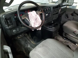 2019 Chevrolet Express Commercial with VIN 1GB0GRFG9K1192508, listed as a Copart auction lot 80027454 with 131,617 mi miles and Salvage Title. Bid and sale history available at carsss.com. Image 8.