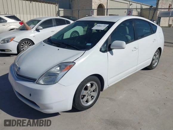 2004 Toyota Prius with VIN JTDKB20U140091593, listed as a IAAI auction lot 41822308 with 132,360 mi miles. Bid and sale history available at carsss.com. Image 2.