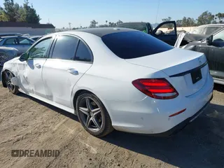 2017 Mercedes-Benz E-Class E 300 Luxury with VIN WDDZF4JBXHA040059, listed as a IAAI auction lot 41988657 with 67,197 mi miles. Bid and sale history available at carsss.com. Image 3.