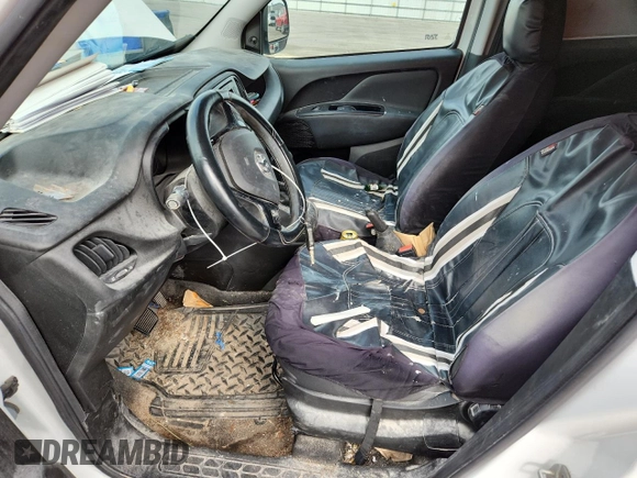 2021 Ram ProMaster City Cargo Tradesman with VIN ZFBHRFAB5M6T49995, listed as a Copart auction lot 58478405 with 86,748 mi miles and Salvage title. Bid and sale history available at DreamBid. Image 7.