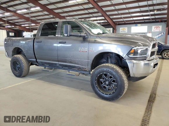2015 Ram 2500 Tradesman z VIN 3C6UR5CL1FG524912, wystawiony jako Copart lot #54245925 z przebiegiem 312 171 mil mil oraz Czysty tytuł • Clean title. Historia ofert i sprzedaży dostępna na DreamBid. Obrazek 4.