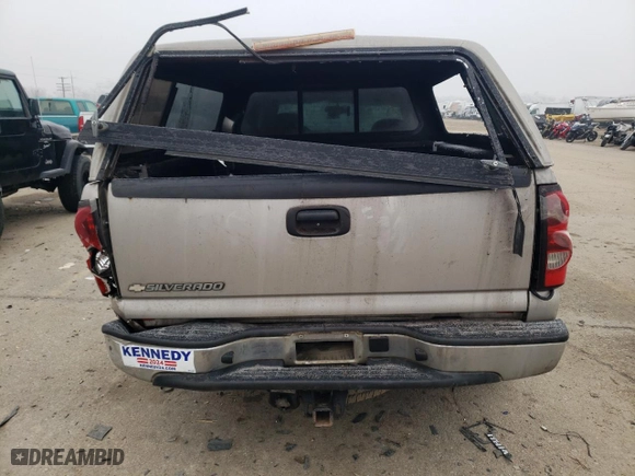 2006 Chevrolet Silverado 1500 LT2 with VIN 1GCEK19B66Z206907, listed as a Copart auction lot 81119024 with 0 mi miles and Salvage Title. Bid and sale history available at carsss.com. Image 6.