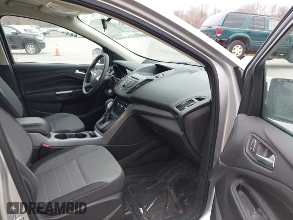2014 Ford Escape SE with VIN 1FMCU9G9XEUD08119, listed as a IAAI auction lot 41828389 with 126,851 mi miles. Bid and sale history available at carsss.com. Image 5.