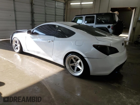 2016 Hyundai Genesis Coupe 3.8L Base with VIN KMHHT6KJ2GU131559, listed as a Copart auction lot 44337664 with 92,234 mi miles and Salvage title. Bid and sale history available at DreamBid. Image 2.