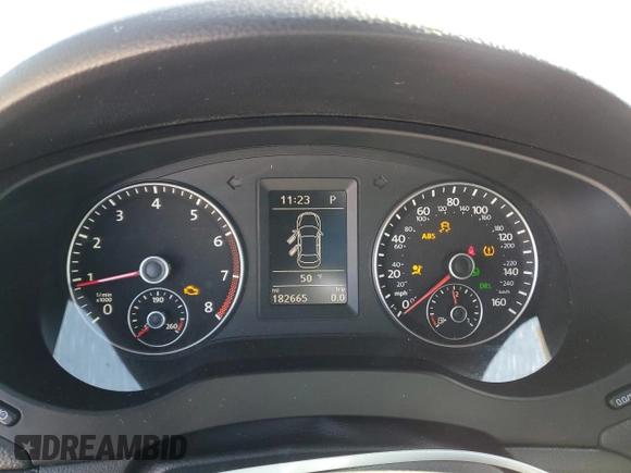 2014 Volkswagen Jetta GLI Edition 30 z VIN 3VW4S7AJ4EM325666, wystawiony jako Copart lot #47444345 z przebiegiem 182 665 mil mil oraz Szkoda całkowita • Salvage title. Historia ofert i sprzedaży dostępna na DreamBid. Obrazek 9.