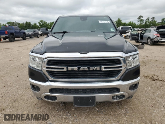 2021 Ram 1500 Big Horn z VIN 1C6RREFT4MN750643, wystawiony jako Copart lot #55787175 z przebiegiem 102 014 mil mil oraz Szkoda całkowita • Salvage title. Historia ofert i sprzedaży dostępna na DreamBid. Obrazek 5.