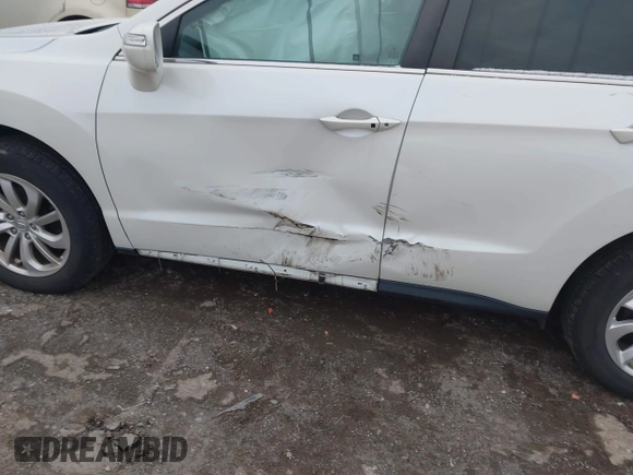 2016 Acura RDX with VIN 5J8TB4H33GL018175, listed as a IAAI auction lot 41259556 with 108,646 mi miles. Bid and sale history available at carsss.com. Image 6.