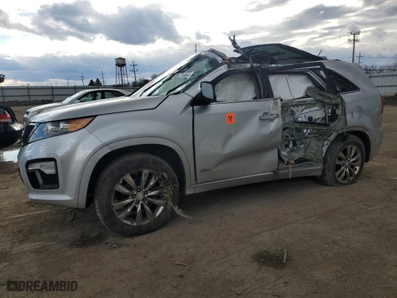 2013 Kia Sorento SX with VIN 5XYKWDA27DG375236, listed as a Copart auction lot 81716644 with 0 mi miles and Salvage Title. Bid and sale history available at carsss.com. Image 1.