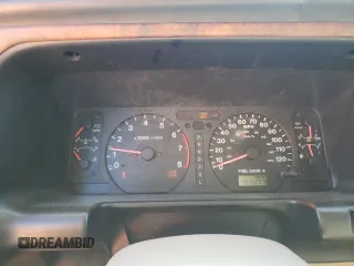 2002 Isuzu Trooper S с VIN JACDS58XX27J00836, выставлен на аукционе Copart как лот 48750285 с пробегом 221 177 миль миль и Списание • Salvage title. История ставок и продаж доступна на DreamBid. Изображение 9.