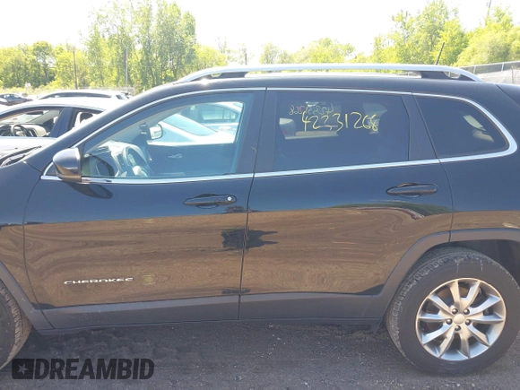 2018 Jeep Cherokee Limited z VIN 1C4PJMDB5JD507243, wystawiony jako IAAI lot #42331268 z przebiegiem 84 838 mil mil oraz . Historia ofert i sprzedaży dostępna na DreamBid. Obrazek 14.