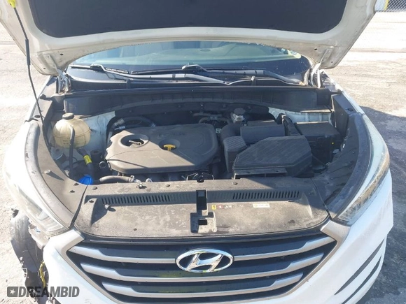 2018 Hyundai Tucson SE with VIN KM8J23A42JU627533, listed as a IAAI auction lot 41880112 with 61,840 mi miles. Bid and sale history available at carsss.com. Image 10.