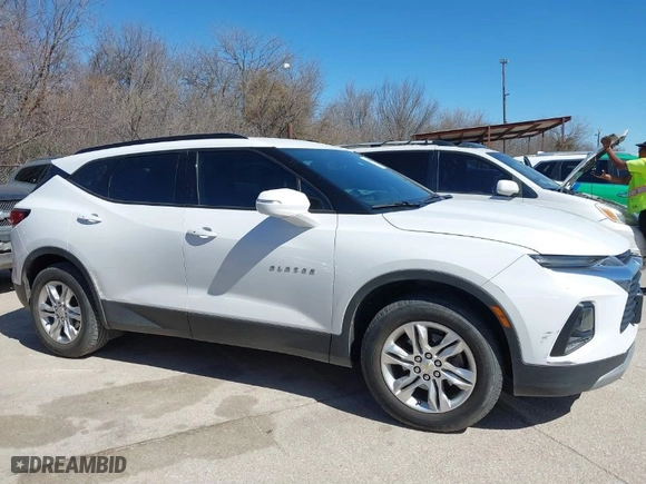 2020 Chevrolet Blazer LT with VIN 3GNKBBRA0LS678651, listed as a IAAI auction lot 41735868 with 110,064 mi miles. Bid and sale history available at carsss.com. Image 13.