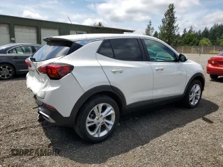 2023 Buick Encore GX Preferred z VIN KL4MMCSL5PB067961, wystawiony jako Copart lot #60265945 z przebiegiem 17 434 mil mil oraz Szkoda całkowita • Salvage title. Historia ofert i sprzedaży dostępna na DreamBid. Obrazek 3.