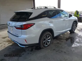 2018 Lexus RX 350L Premium z VIN JTJDZKCA5J2008427, wystawiony jako IAAI lot #41651433 z przebiegiem 51 216 mil mil oraz . Historia ofert i sprzedaży dostępna na DreamBid. Obrazek 4.