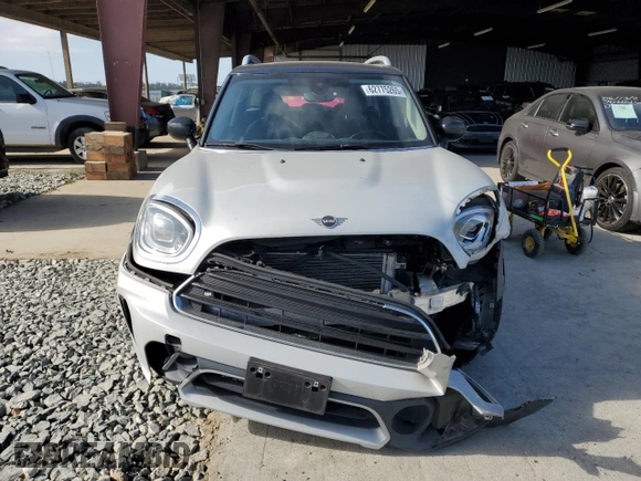 2022 MINI Countryman Oxford Edition with VIN WMZ43BR0XN3N41005, listed as a Copart auction lot 62775265 with 59,371 mi miles and Salvage title. Bid and sale history available at DreamBid. Image 5.