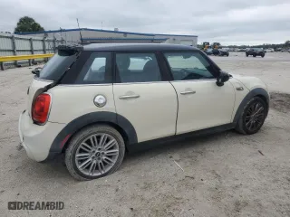 2015 MINI Cooper Hardtop 4 Door S with VIN WMWXU3C59F2B56806, listed as a Copart auction lot 52383055 with 147,817 mi miles and Salvage Title. Bid and sale history available at carsss.com. Image 3.